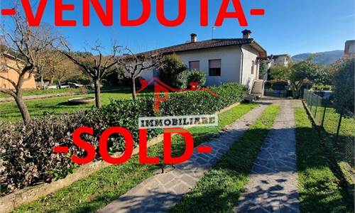 Villa for Sale in Pieve Fosciana